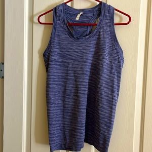 Athleta top